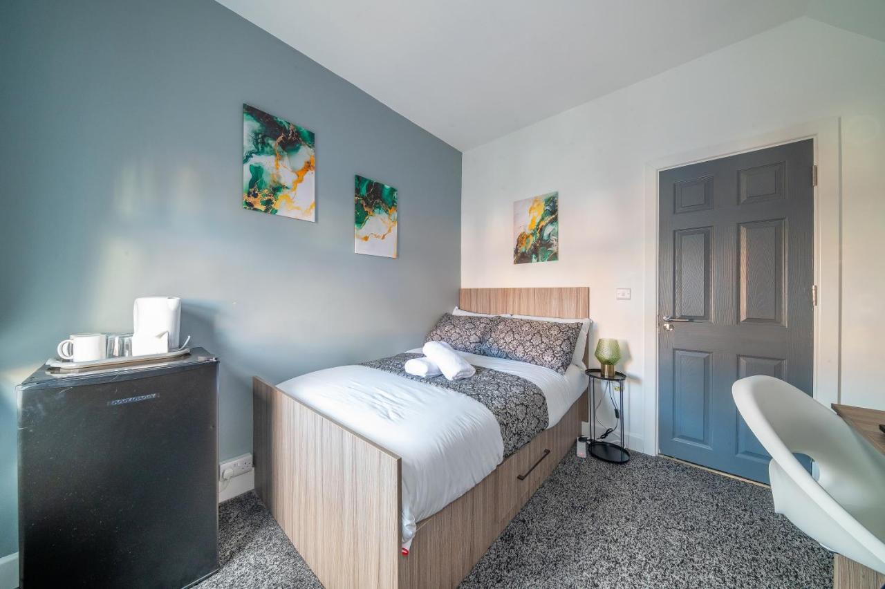 *rb12s* For Your Relaxed & Cosy + Free Parking + Free Fast Wifi * *